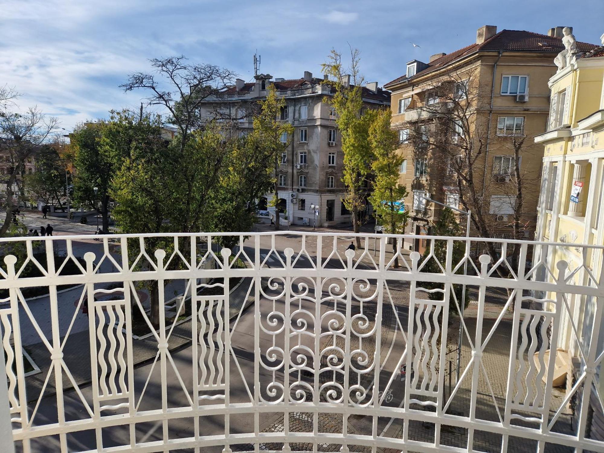 Lambo'S Corner Varna - Guest Rooms Exterior foto